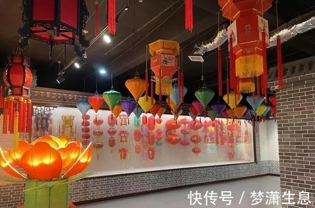 郭继聘&网易直播团队走进屯头宫灯博物馆