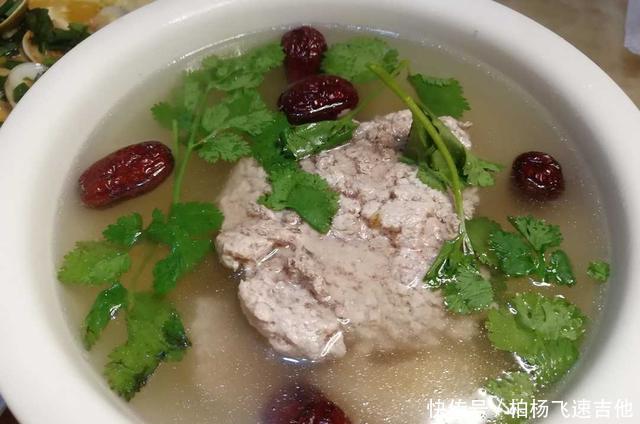 润燥|润燥的雪梨瘦肉汤,做法简单,美味又营养