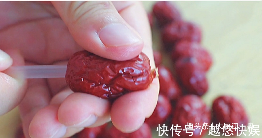 江一舟|教你做糯米凉切糕，3分钟学会，软软糯糯像粽子，吃一次就忘不了