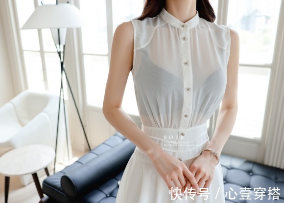 孙允珠|女神孙允珠高清时尚搭配：光系梦幻牛奶萱白无袖衬衣裙