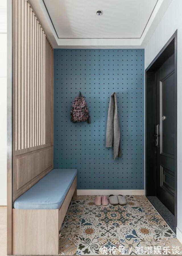 隔断|舍弃“客厅”,不买沙发,进门加隔断,这么装实用极了,晒晒全屋