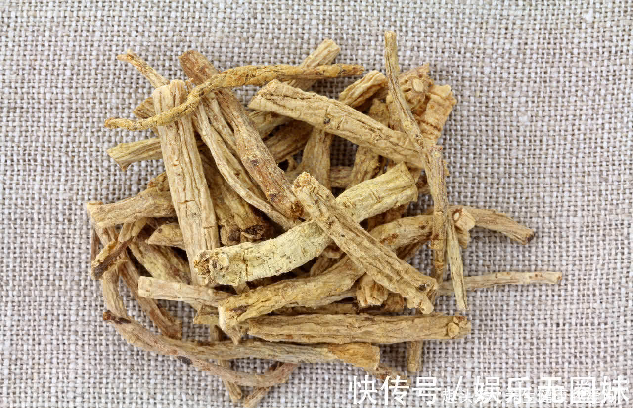 补气|黄芪是“补气之长”，如何吃效果最佳？3种方式不知道的建议看看