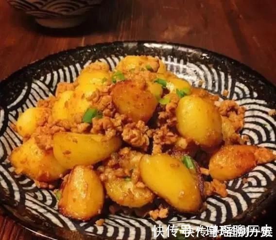 妈妈最拿手的12道家常菜,味道就是香,总也吃不腻,每次都光盘