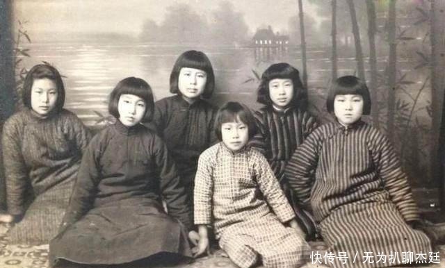 简直|日军捉了500名女学生，强迫一人吃一个饼，简直惨无人道