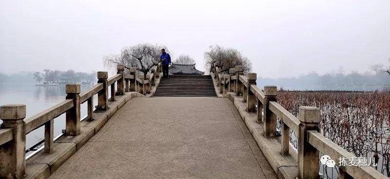 大牌坊|济南故事｜跟我从芙蓉街到大明湖，一起感受济南古城风韵吧