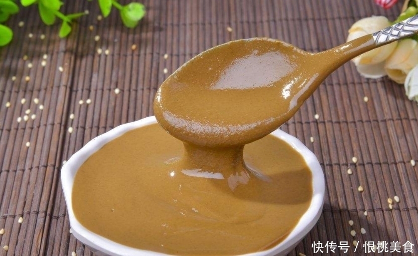 芝麻酱|芝麻酱别买了,教你自己做,3块钱1大罐,够吃1年,香浓营养