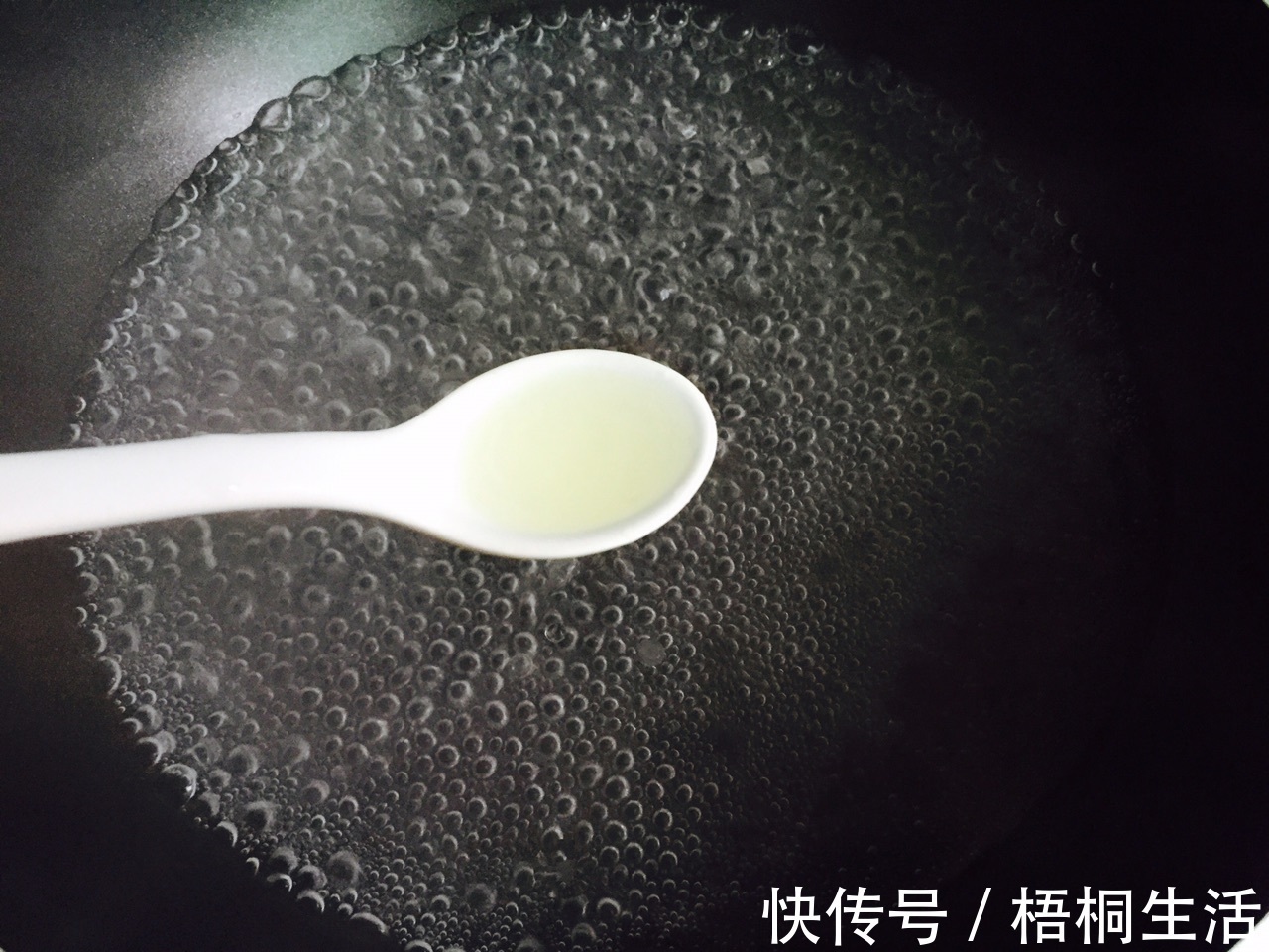 爽口|家庭版蒜蓉芦笋，清脆爽口，营养丰富又美味