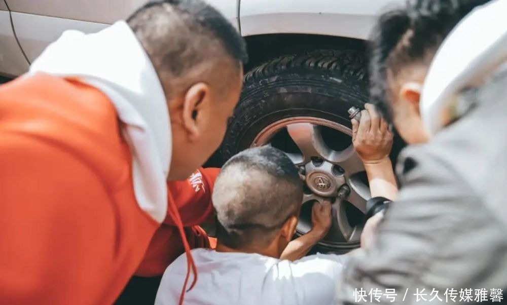 【林芝桃花节·5日旅拍】行摄中国最美的春天