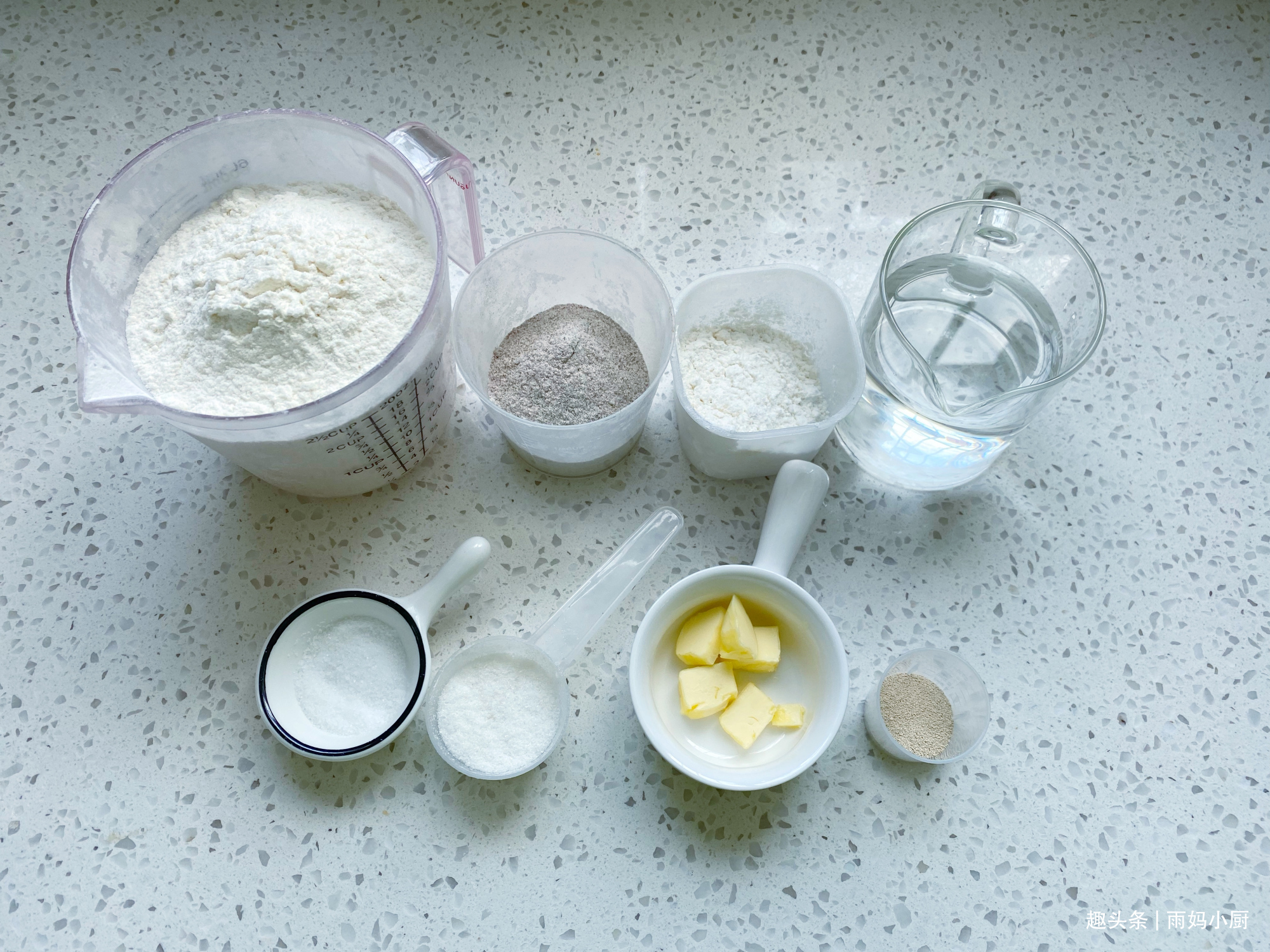 做法超简单的全麦贝果，无需二发容易上手，低脂健康的主食面包