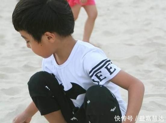 家长|这4种孩子是“假聪明”,长大后大多没出息,家长别再引以为豪了