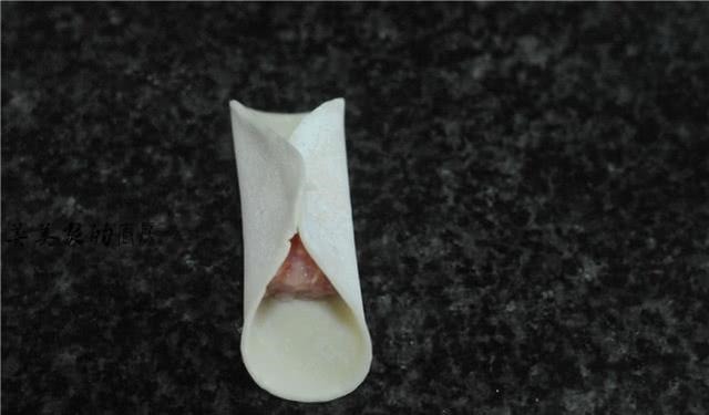 儿子三天两头要吃此早餐，平底锅一烙10分钟就上桌，解馋还顶饱