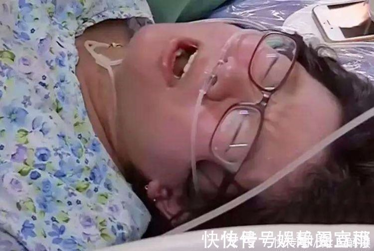 ell同是“水中分娩”,2位女明星结局截然不同,主要看这3个硬性条件