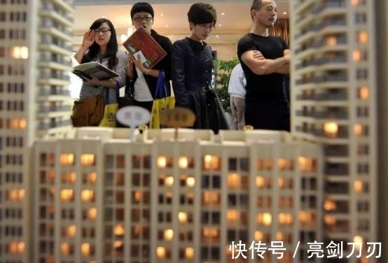 炒房团|很多小年轻买房子,只要89米,多1平都不要,里面有啥“猫腻”?