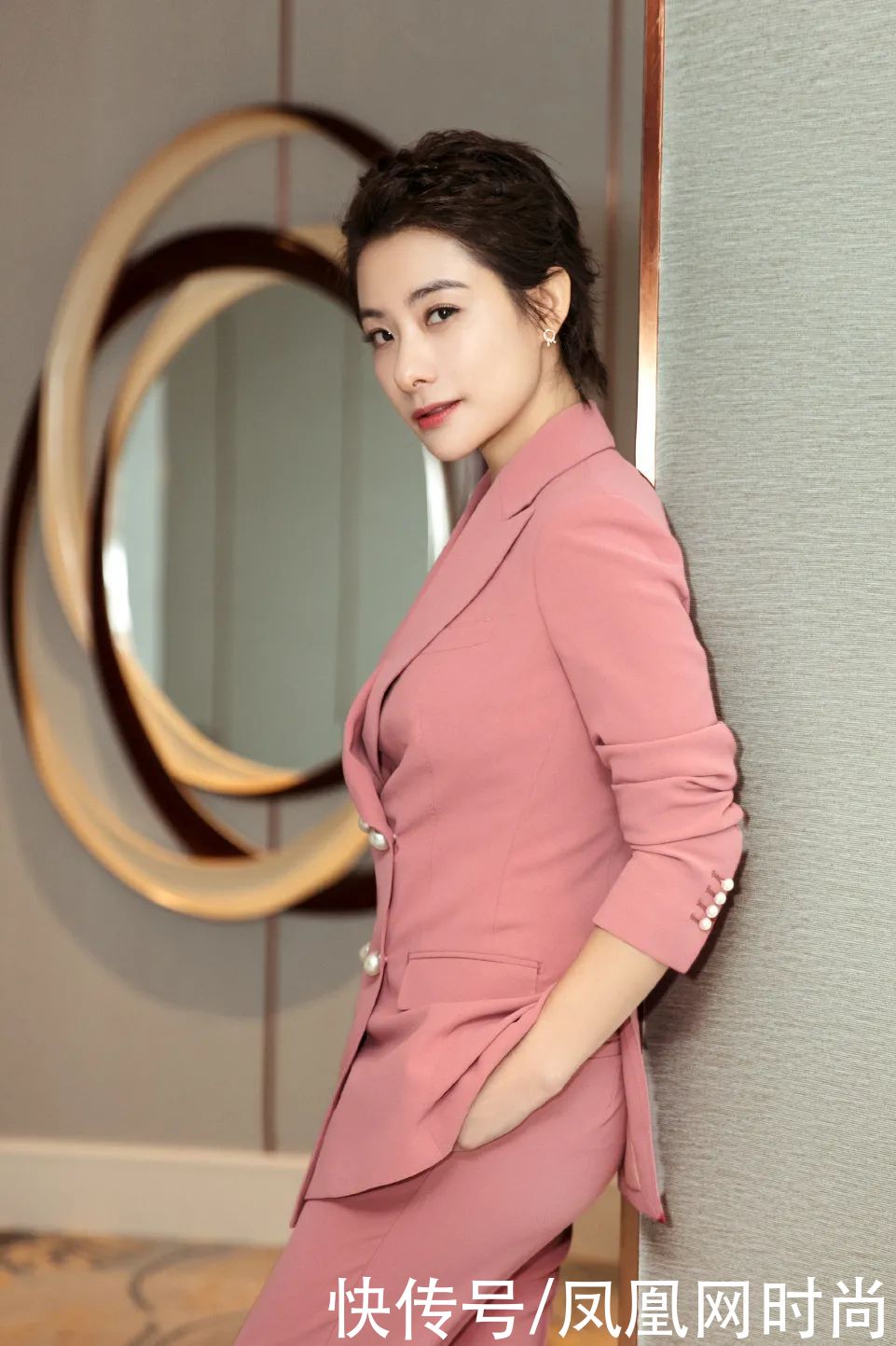 郭晶晶|我们不仅有奥运冠军，拼颜值也照样不输
