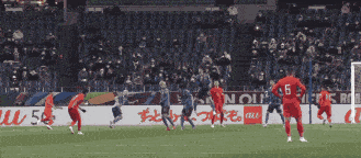朱辰杰|李霄鹏首秀失利王燊超送点!世预赛日本2-0国足 伊东纯也头球破门