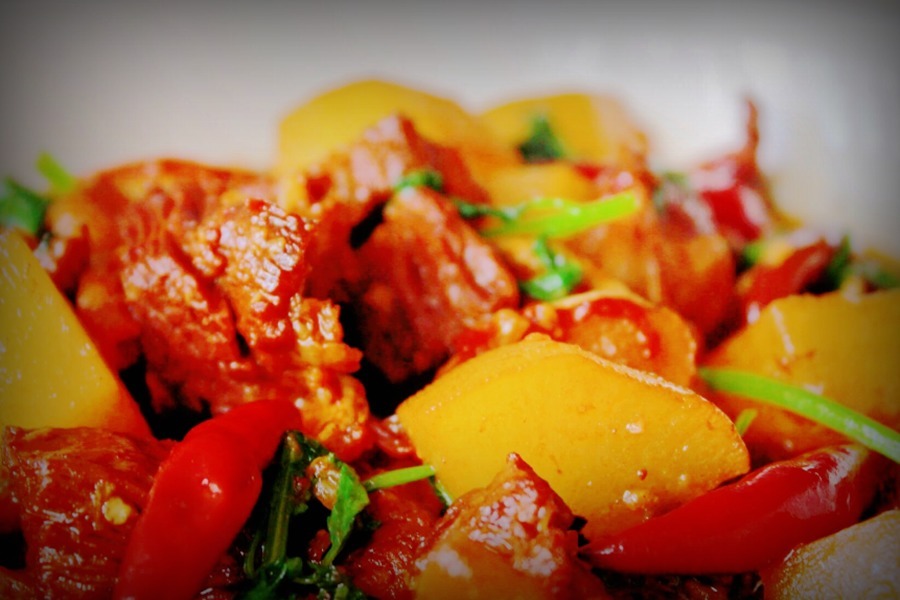 牛腩|萝卜牛腩一上桌就被抢光,做法简单,营养美味