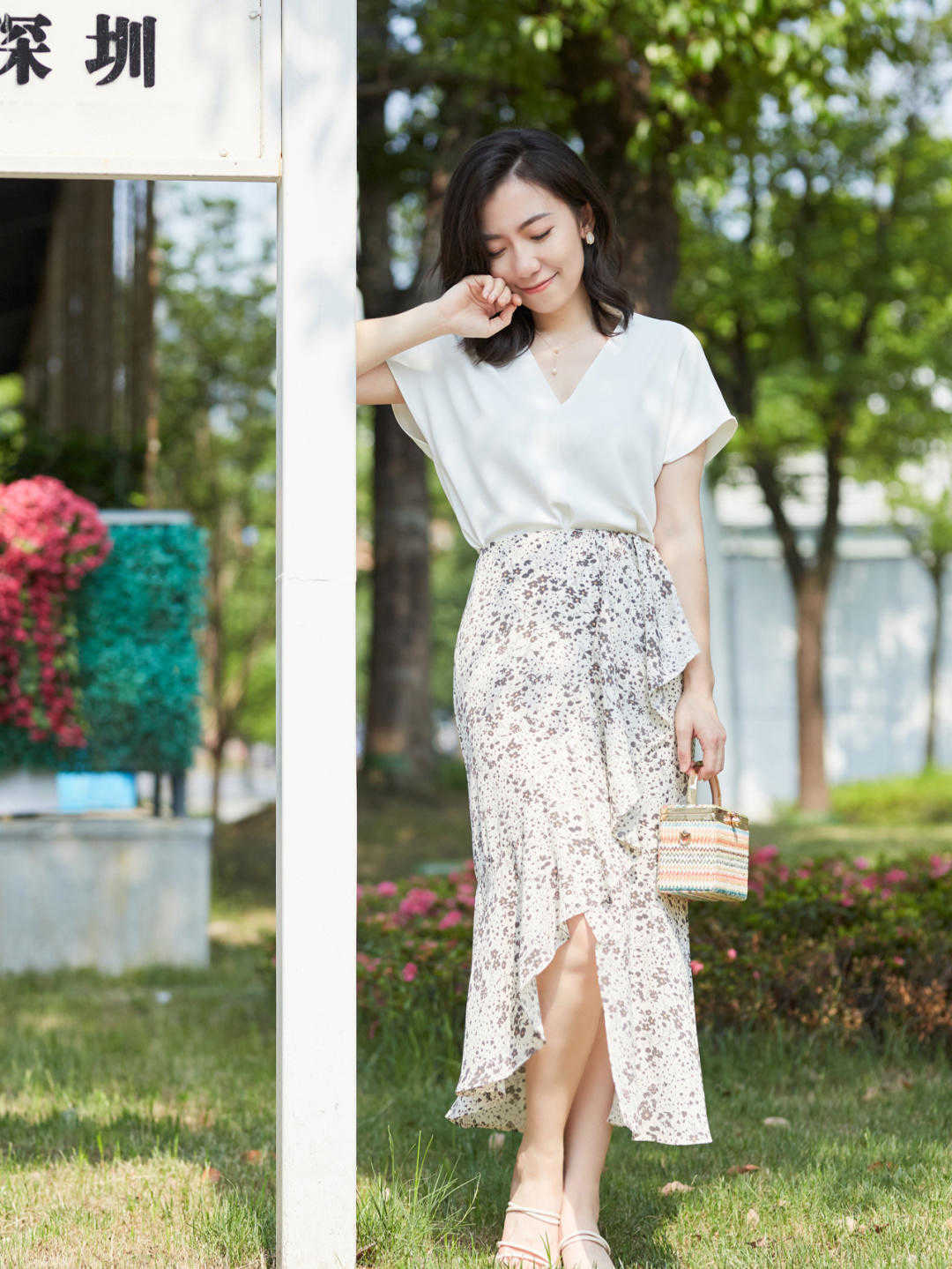 上衣|秋天牛仔裤怎样搭配？这几款上衣更时髦，又耐看