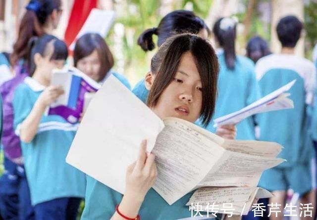 复读|学生复读了一年，为何高考成绩比之前还差高三老师揭露其中真相