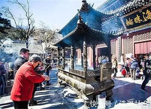 禅宗|中国最牛的一座寺庙,每天都有武警看护,地位比少林寺还高
