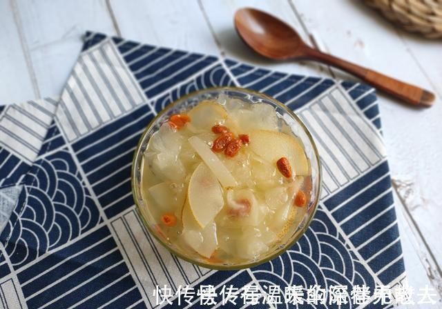 煮银耳汤,凉水下锅还是热水下锅不少人搞错了,难怪银耳不出胶