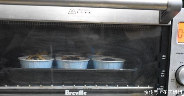 这蛋糕曾经风靡街头,原来做法并不难,香甜细腻,再也不用买了