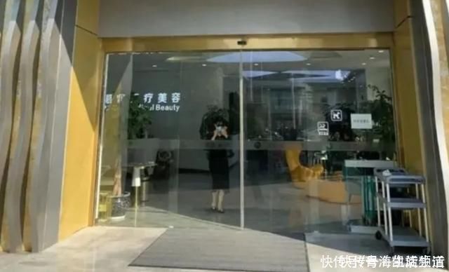 谢女士|女子取耳软骨垫鼻尖,鼻子好了耳朵却“炸”了戴口罩都很不舒服