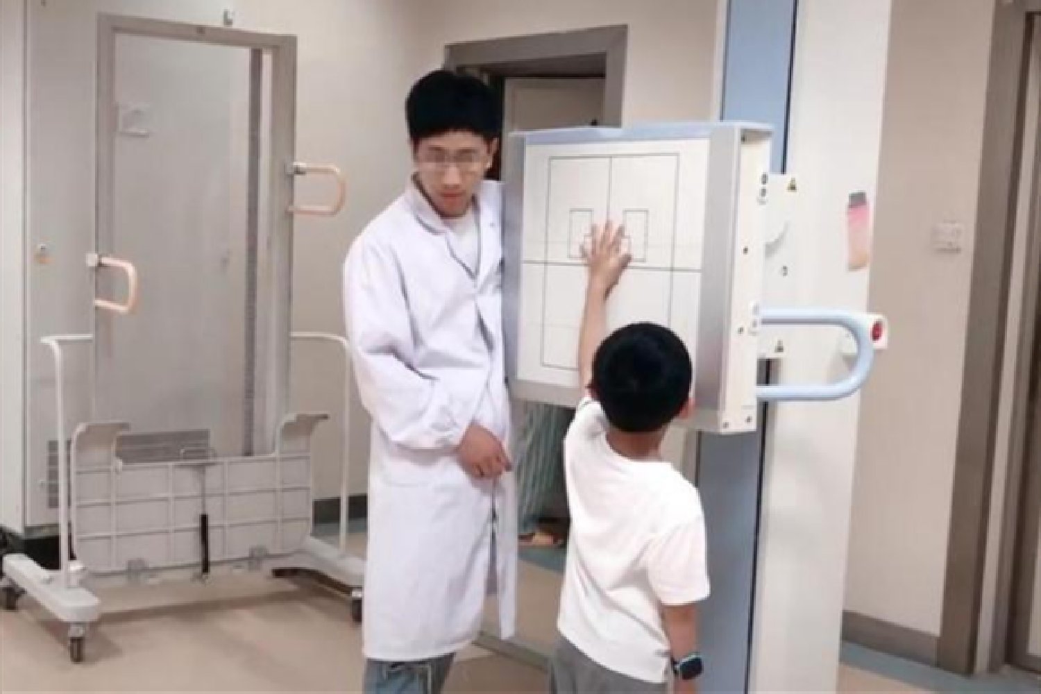 孩子|2021年最新儿童身高标准表,能达标的孩子不容易,你家娃如何?