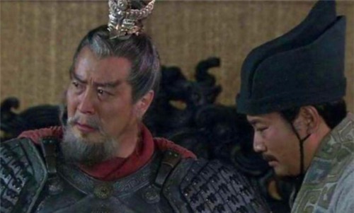 袁绍|三国最坑的谋士,出的全是馊点子,效忠的3位主公没一个得以善终