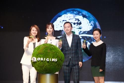 本周美妆速报，一丝清冷一丝甜美