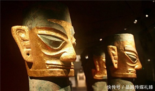 改写|老农挖出“绿色人脸”,还原后不敢置信,专家:蜀国历史要被改写