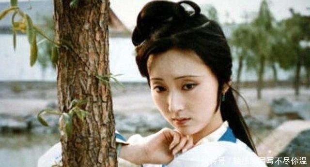 贾琏|红楼梦此人才是贾府最大的靠山,她一死贾家直接进入衰败倒计时!