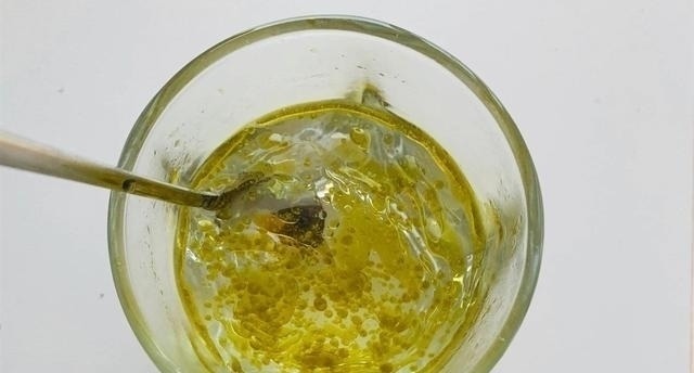 通便|一天8杯水还便秘,肠道很干燥,水里加2物留住肠道水分不便秘