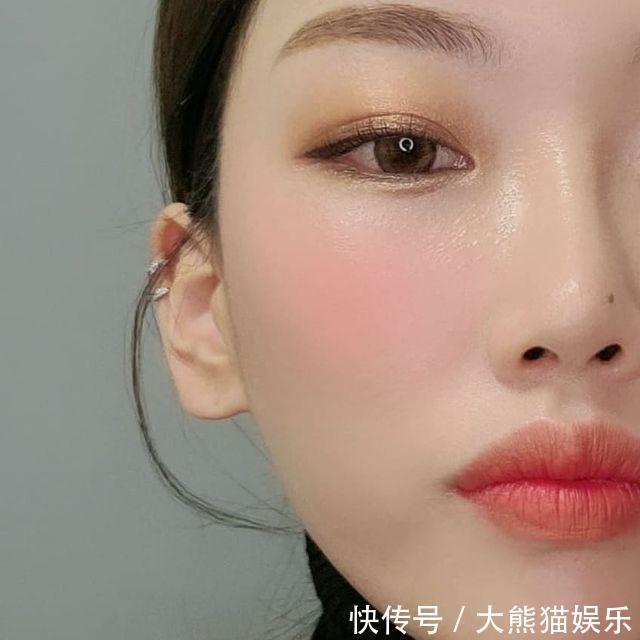 顺序|新手化妆顺序详解!化妆顺序正确,底妆白里透红,眼妆更显色服帖