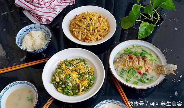 花了不到20块钱,做了两菜一汤,营养又美味,自己做饭就是香