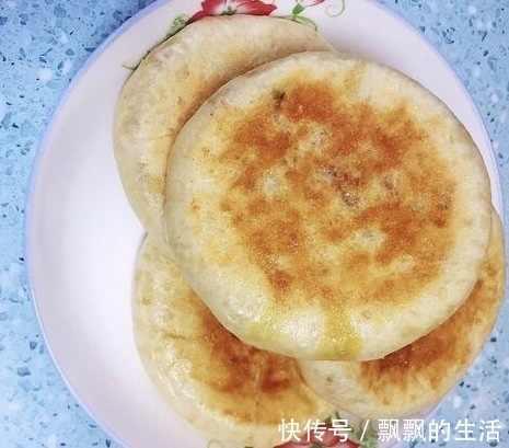 孩子爱吃的蛋糕，不放水，简单易做，口口松软，刚端上桌就抢光光