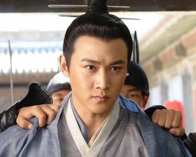 此人在悬崖峭壁上写了5个字后,苏轼说将来必狠毒害人,果然成真