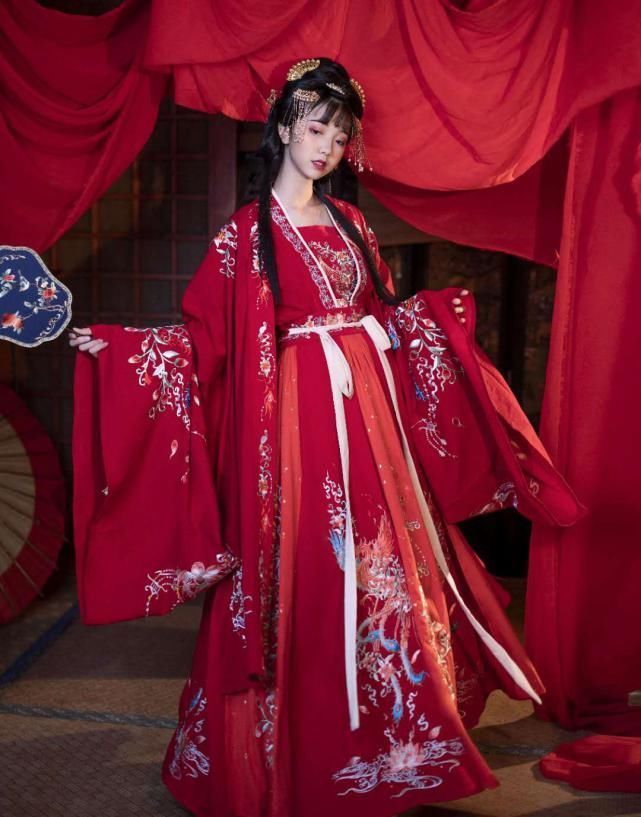 别人穿汉服像“卖家秀”,你穿汉服却像“买家秀”原因出在这里