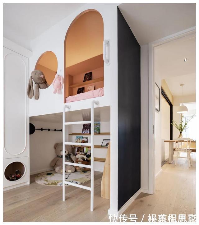 户型|89㎡高颜值美宅，「书墙+地台」的设计很抢眼，轻松住下三代人！