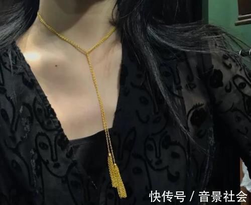 时尚|黄金饰品终于打破古板的设计，时尚又新潮，这样的首饰是国风精品
