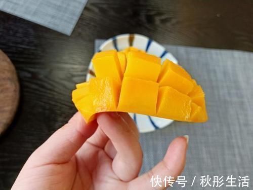 西双版纳|这晚餐绝了，连盐也不加，难怪人到40还穿S码！问你服不服？