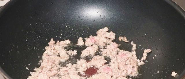 豆腐最过瘾的吃法,我家隔天就做一次,每次都不够吃,做法超简单