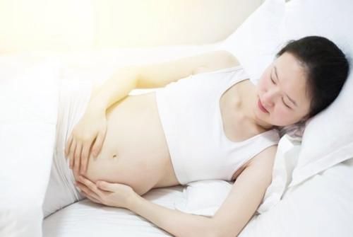 胎动|孕晚期“三大自检步骤”,孕妈需熟知掌握,宝宝便可安心“卸货”