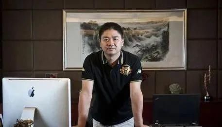 世界首|首富又将“洗牌”？刘强东曝出“王炸”，如果成功或将成世界首富