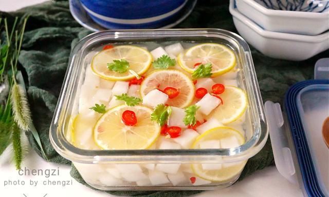 嘎嘣脆|和黄磊老师学的白萝卜做法,加罐雪碧腌一下,酸脆爽口,太好吃了