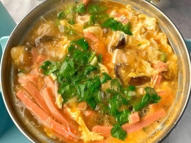 10分钟就搞定的低脂酸辣汤,好喝又开胃