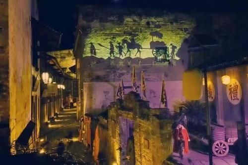 湖南怀化:看了这座古城的动态景观灯,真的舍不得走开了