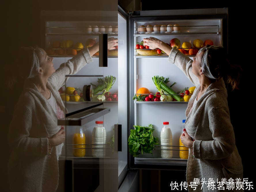 牛奶和鸡蛋不要放在冰箱门里18种错误储存食品和食材的方法