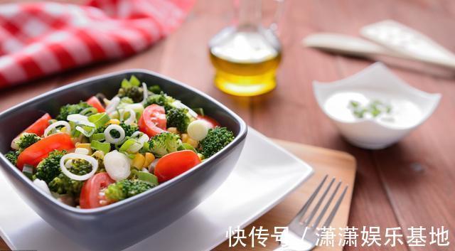 肠道健康|50岁,是寿命“决定期”,若身体有5个表现,恭喜是长寿体质