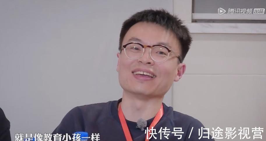 经纪人|《吐槽大会》杨超越私下随意,性格像小孩,但对经纪人言听计从