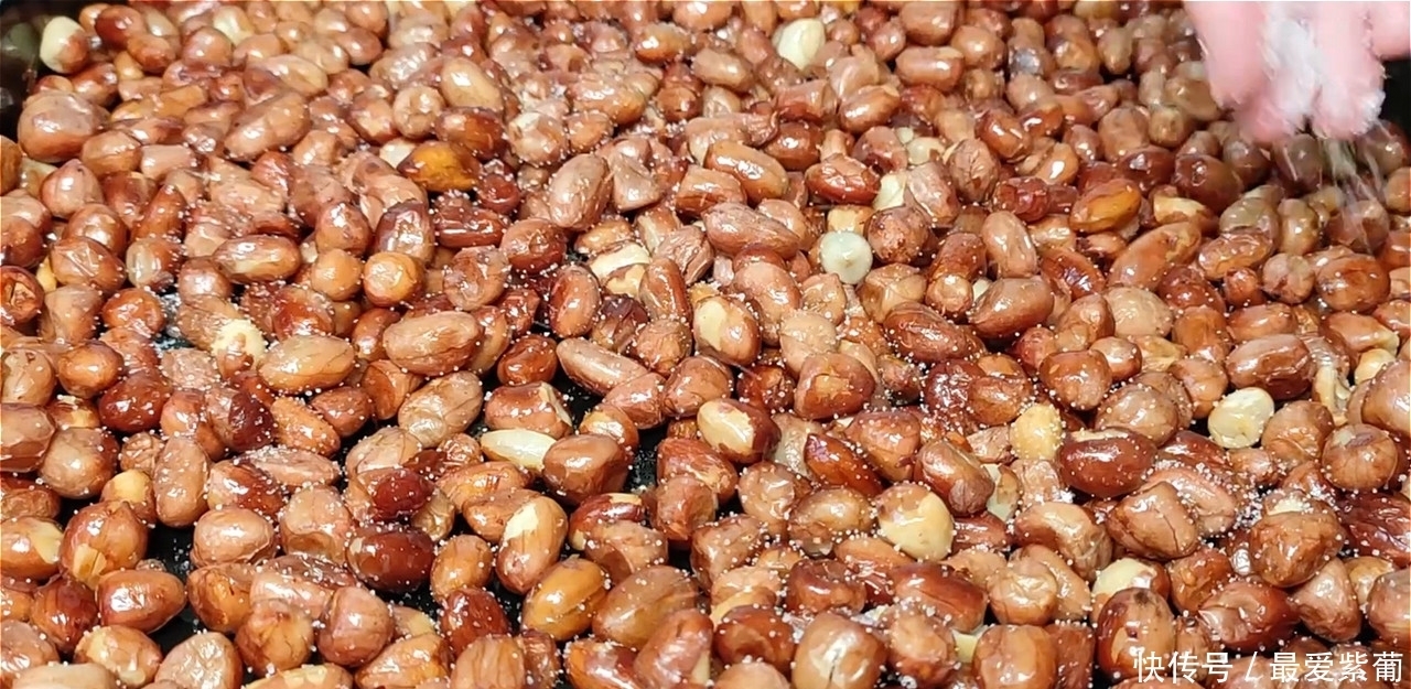 花生米|花生米酥脆的做法,千万不要油炸,试试这样做,放一个月还酥脆
